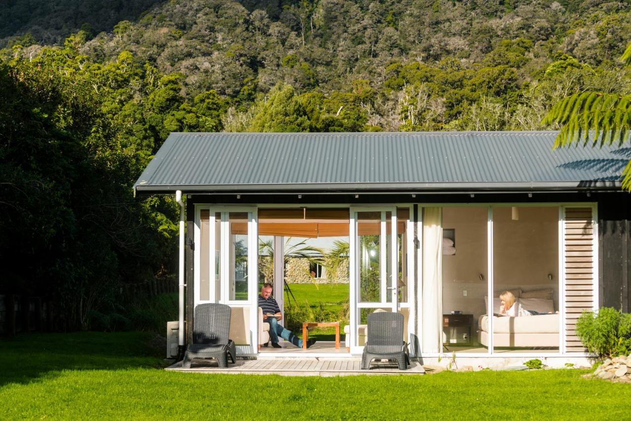 Furneaux Lodge Endeavour Inlet ภายนอก รูปภาพ