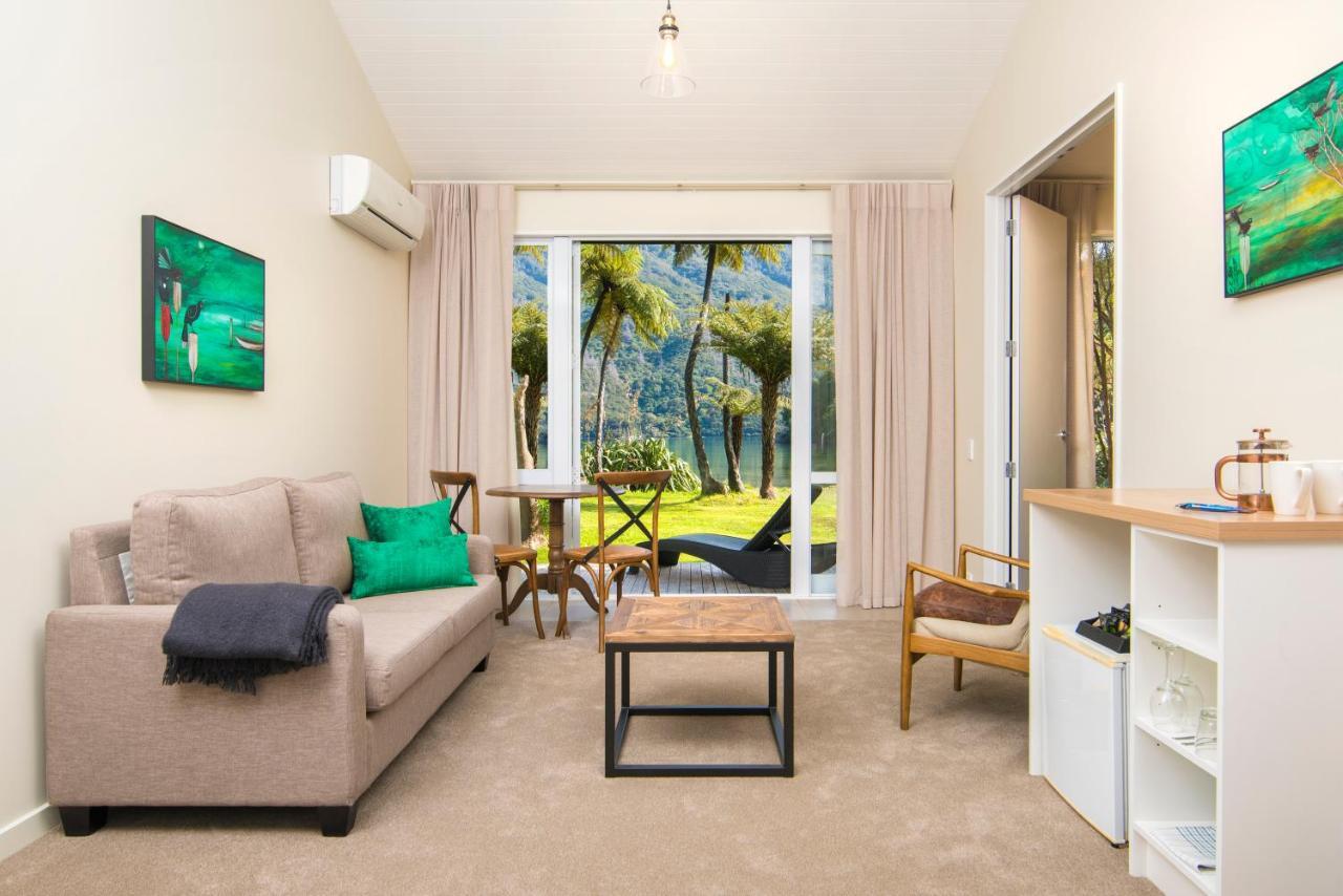 Furneaux Lodge Endeavour Inlet ภายนอก รูปภาพ