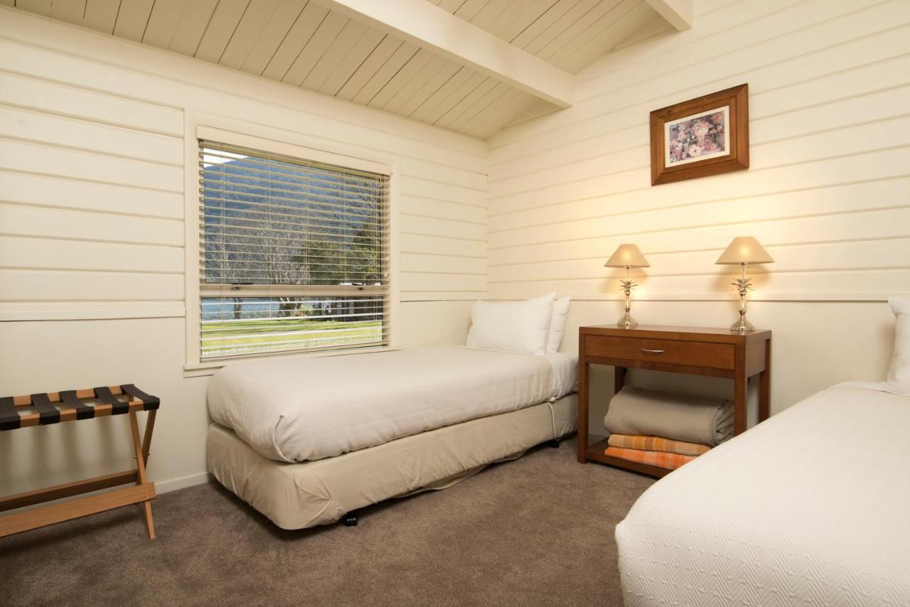 Furneaux Lodge Endeavour Inlet ภายนอก รูปภาพ